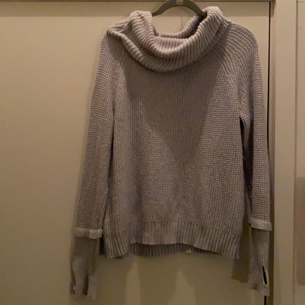 Market and Spruce cowl neck pullover
